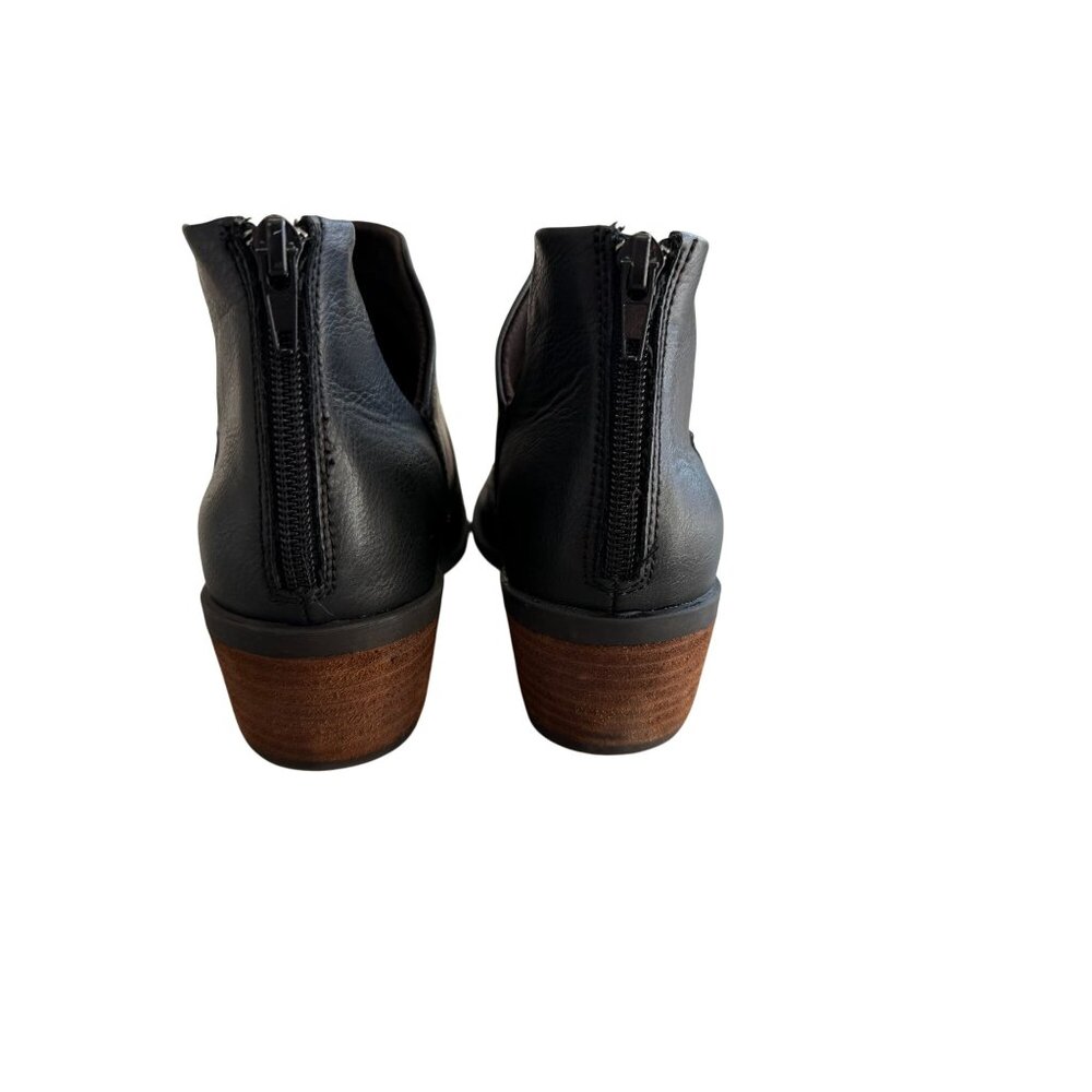 B.O.C Black Leather Ankle Booties Back Zipper Closure Size 9 - Picture 4 of 8